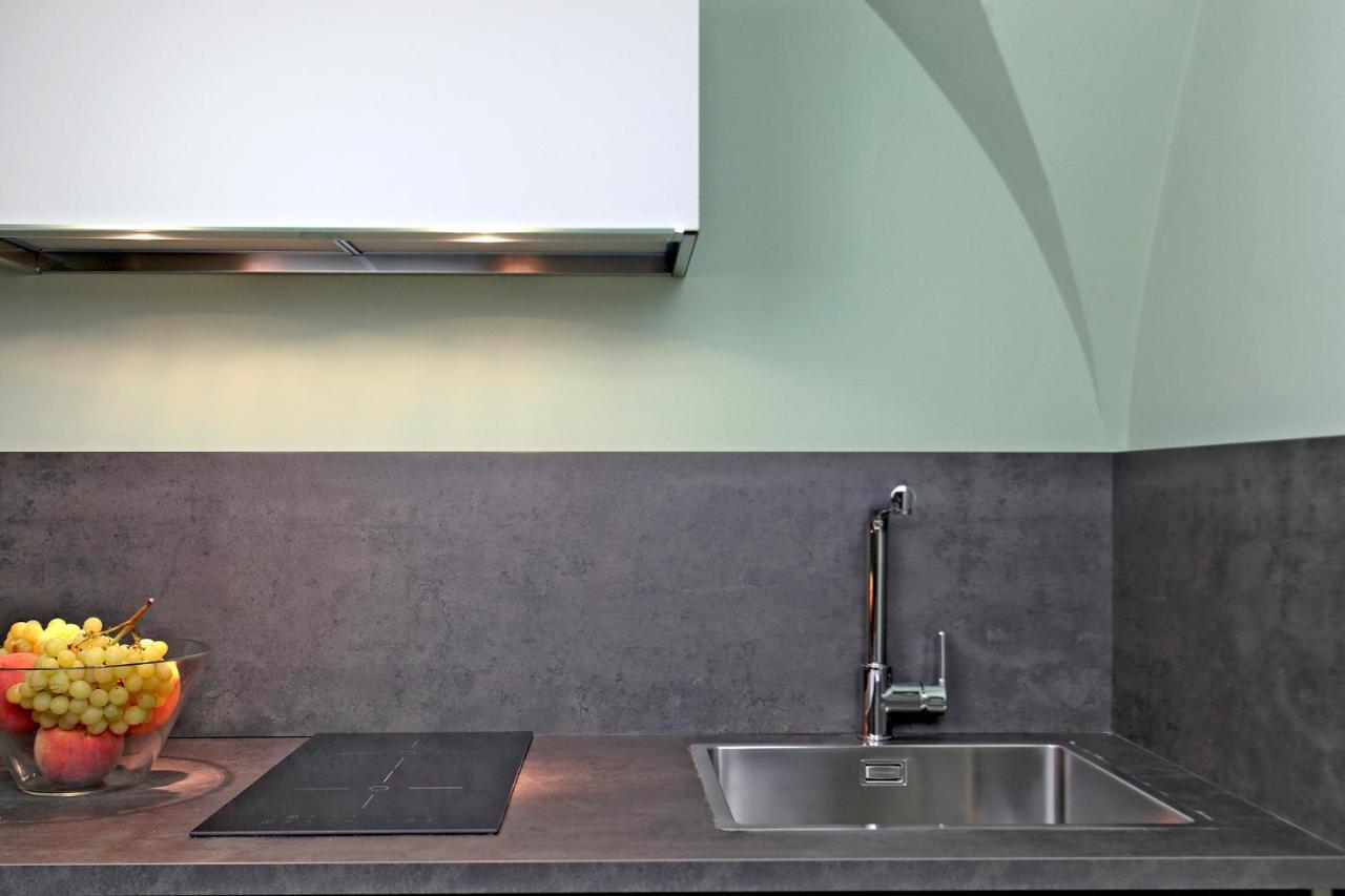 B&Bari, Via Cairoli, Le Case Di Aurelia Guesthouse 外观 照片